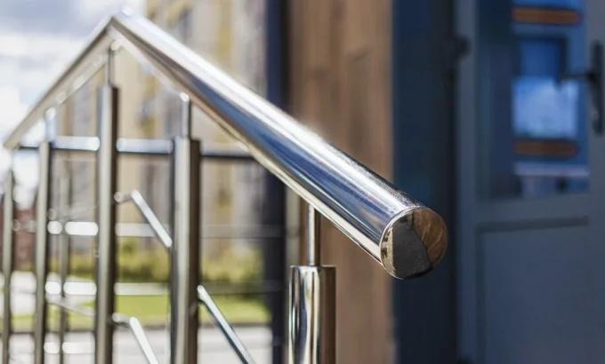 limpiar-oxido-barandilla-acero-inoxidable